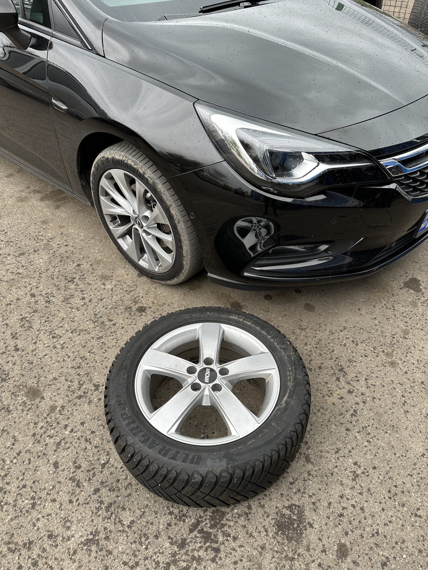 Замена зимних колёс и нестандартное программирования датчиков давления ...