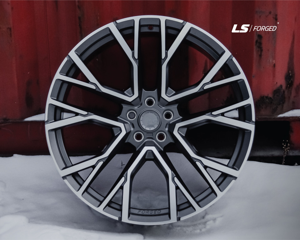 Разноширокие 22" кованые диски LS FG07 в стиле 809 M Performance ...