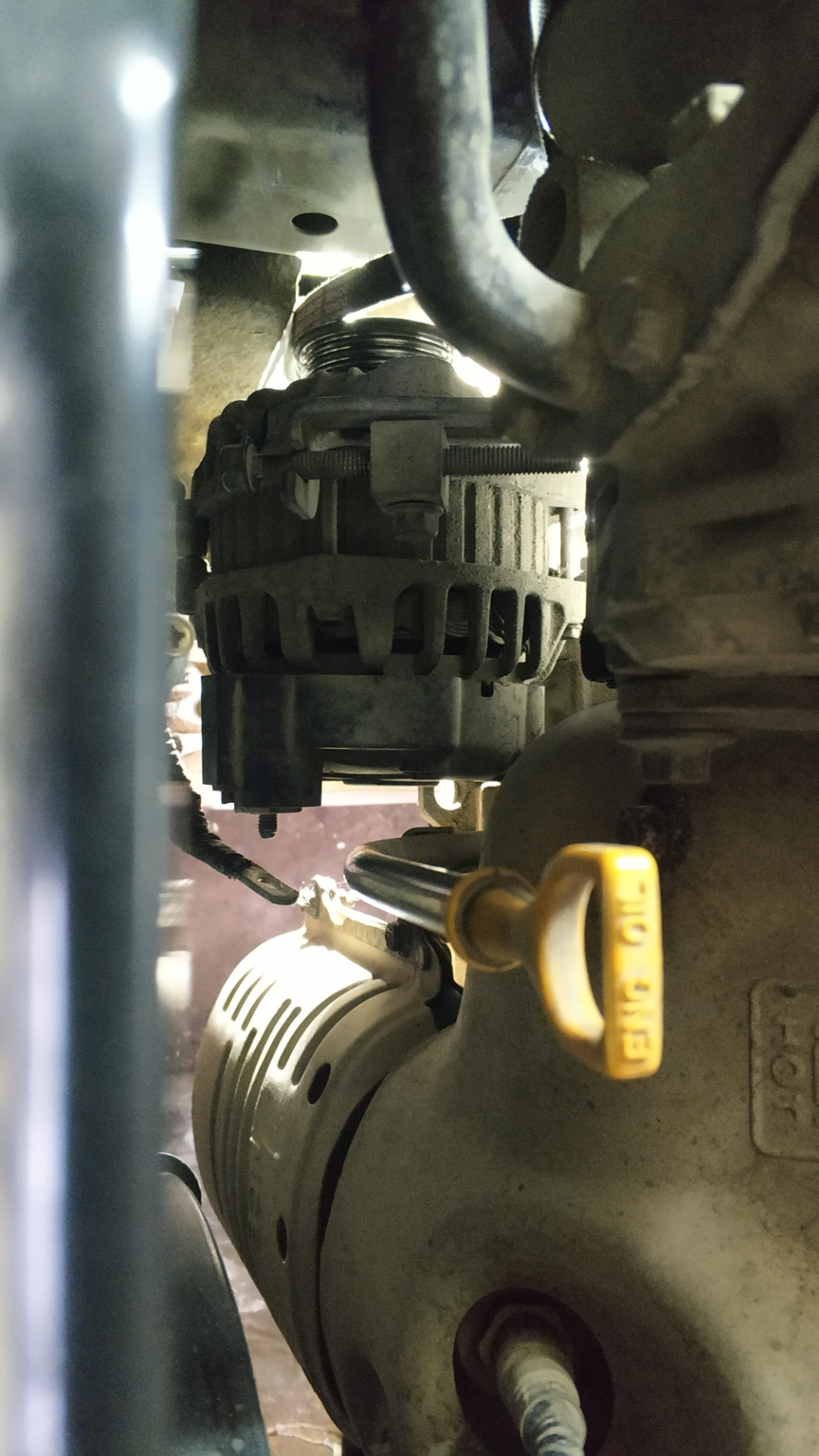 Свист под капотом при запуске двигателя. Замена шкива генератора ...