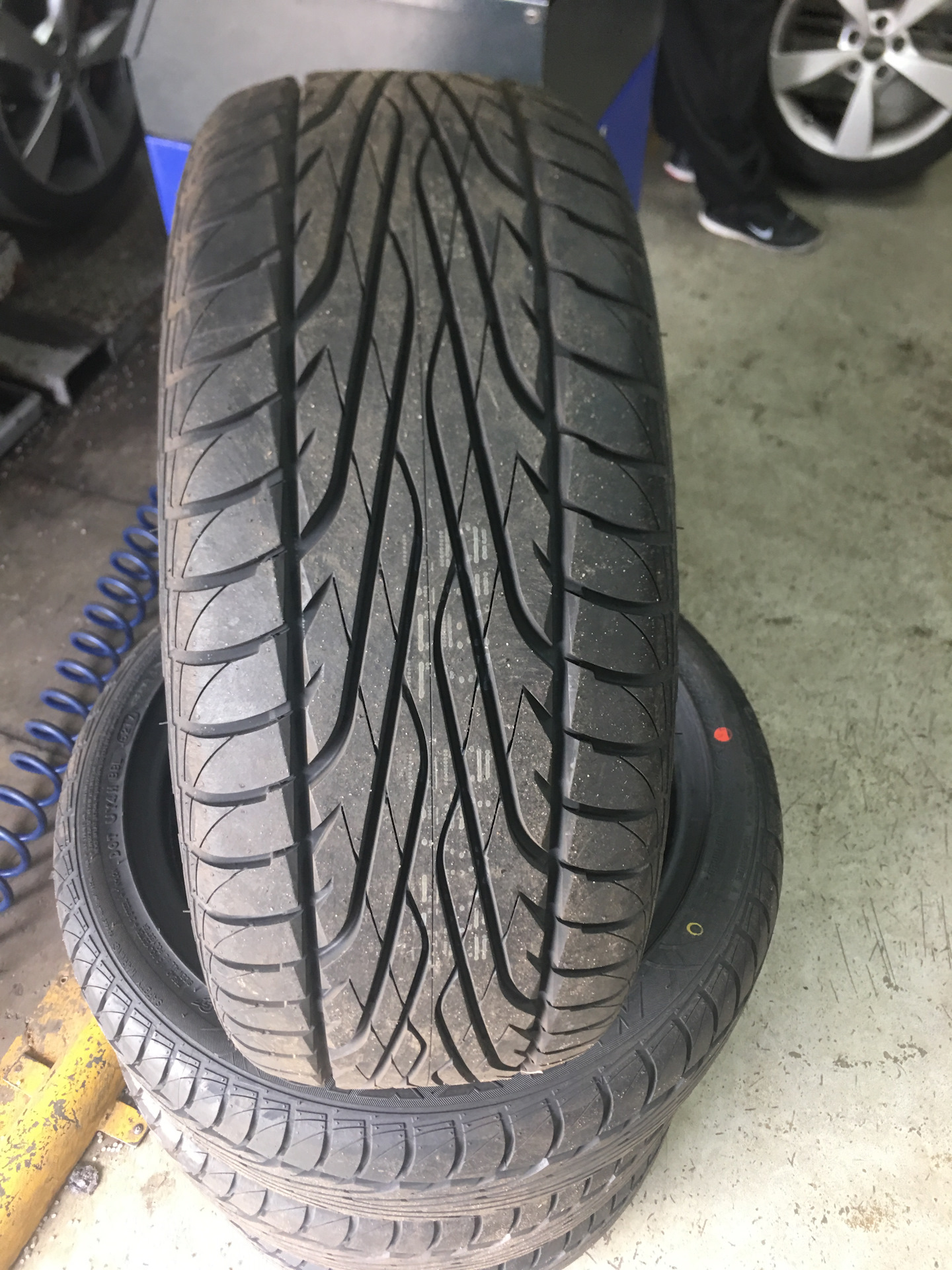 Резина r17. Maxxis ma-z3. Maxxis ma-z3 Victra. Maxxis ma-z3 94w. 195/55r15 Maxxis ma-z3.