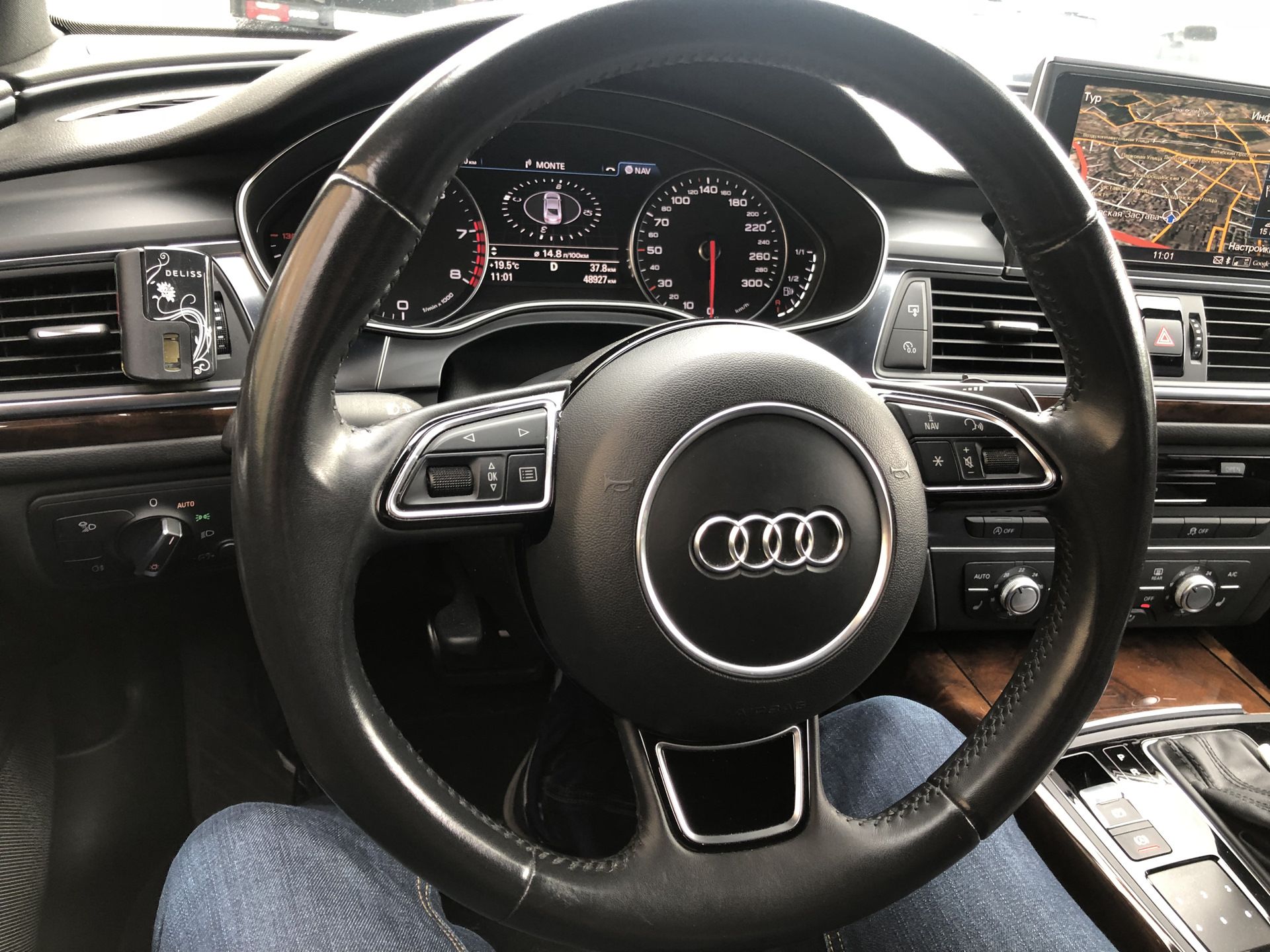 Руль ауди а6 с5. Руль Audi a6 c7. Руль Audi а8 2022. Audi a6 c7 новый руль. Руль Ауди а6 с8.