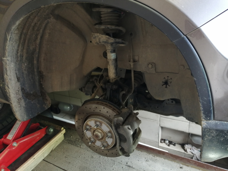 Прокачка передних стоек. Ремонт ограничителей дверей. — Honda CR-V (RE ...