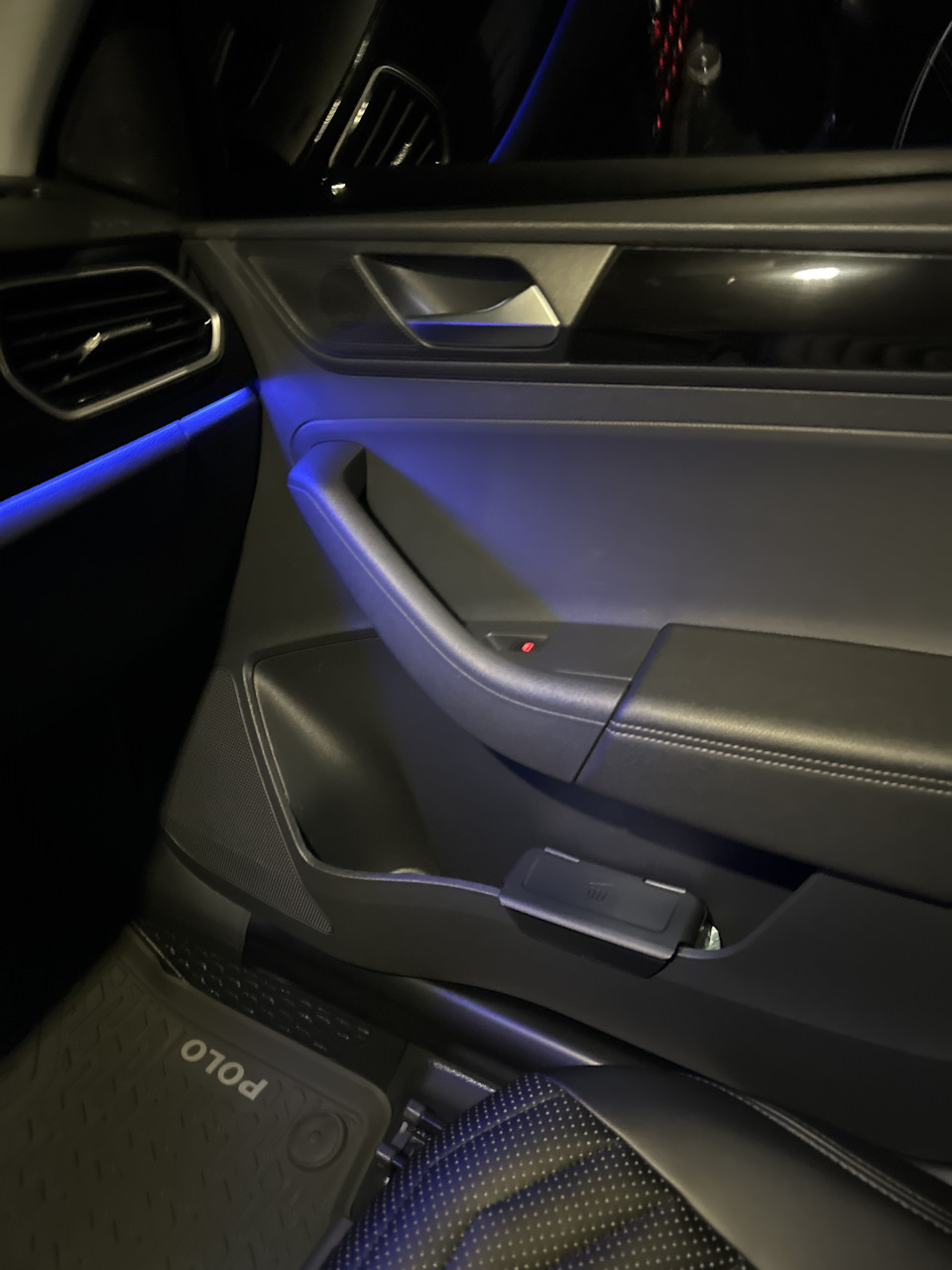 Емкость для мусора VAG 5JA0611079B9 — Volkswagen Polo liftback, 1,6 л ...