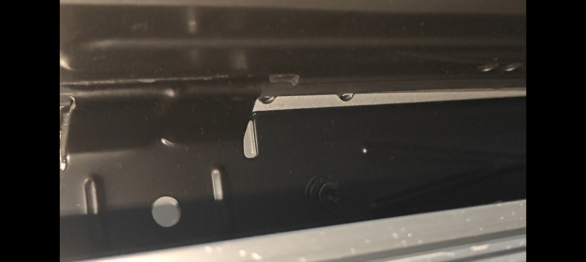 Протекает люк во время дождя… — Exeed TXL, 2 л, 2023 года | поломка ...