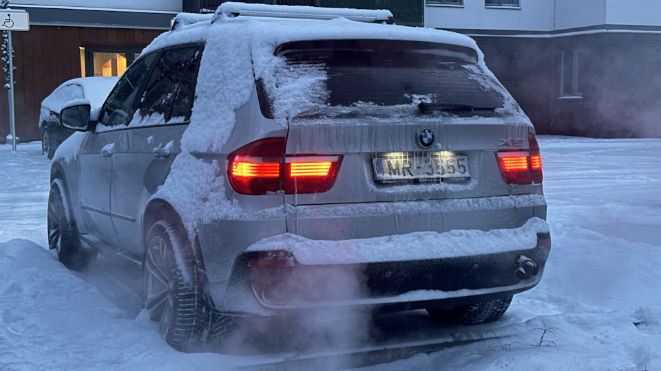 Фото в бортжурнале BMW X5 (E70)