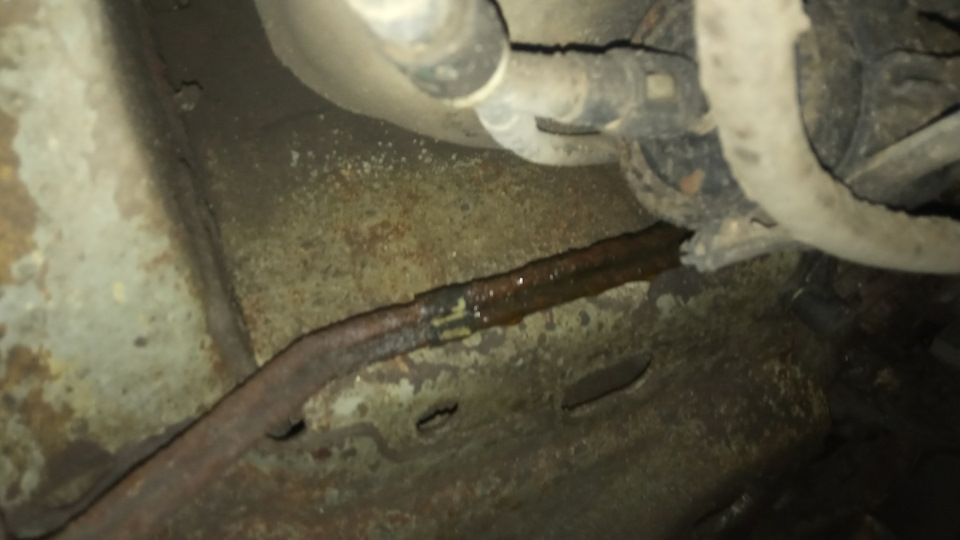 лопнула тормозная трубка — Opel Vectra C, 1,8 л, 2006 года | поломка ...