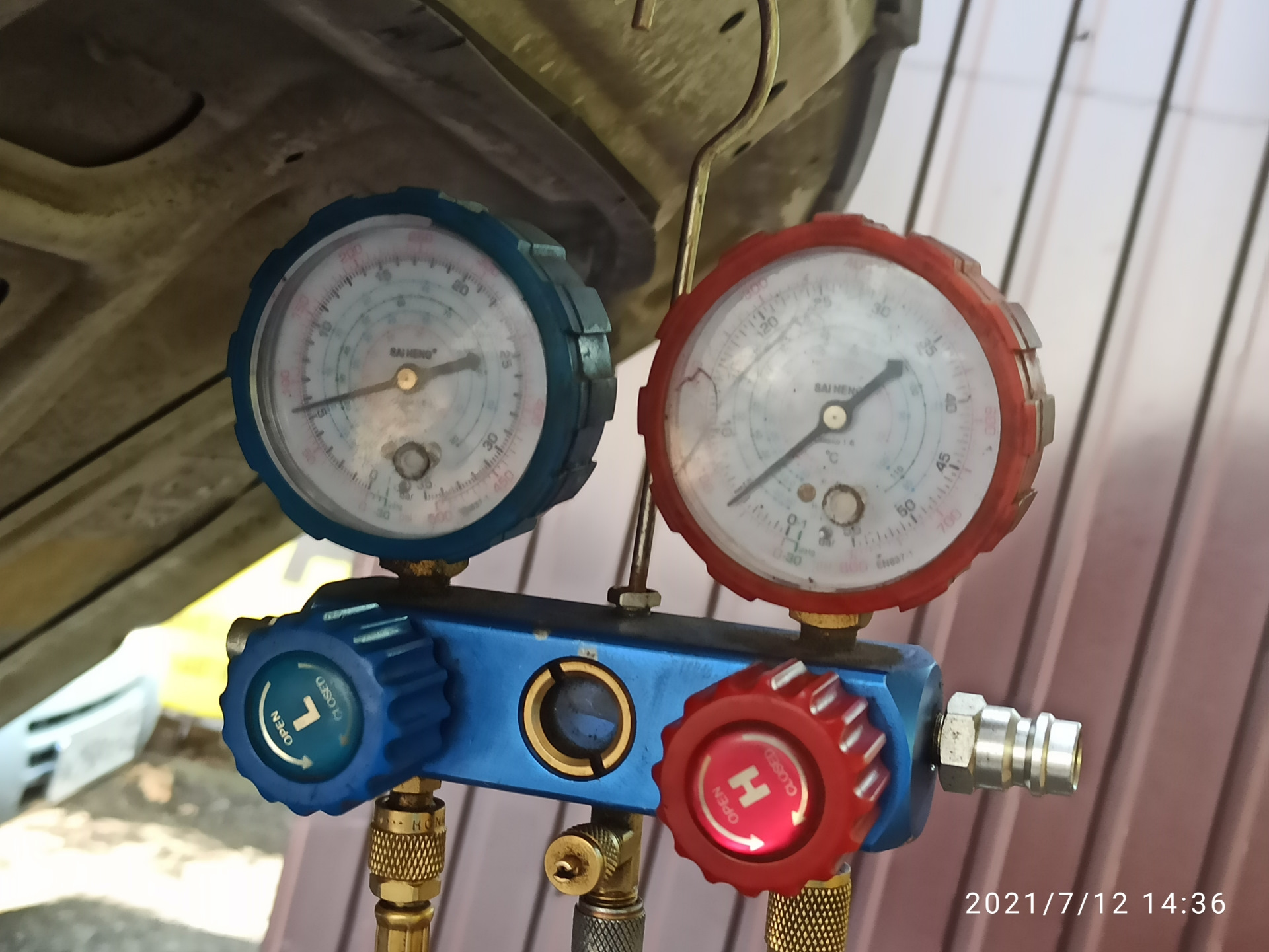 Заправка Кондиционера (Фрион 12) — Toyota Corolla (90), 1,5 л, 1990 ...