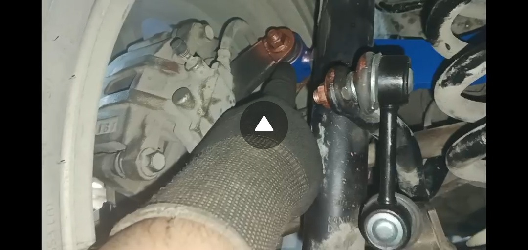 Задние развальные рычаги и эксцентриковые болты — Mitsubishi Outlander ...