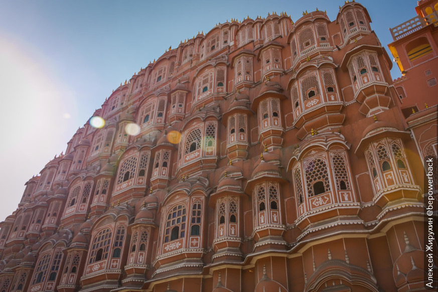 Розовый город Джайпур. Чем он манит туристов