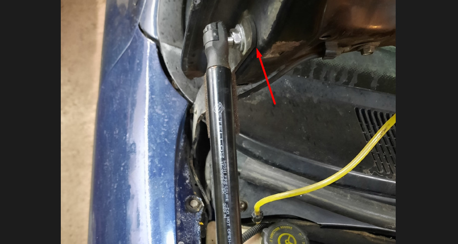 Газовые упоры - Lada Калина универсал, 1,6 л, 2010 года поломка DRIVE2