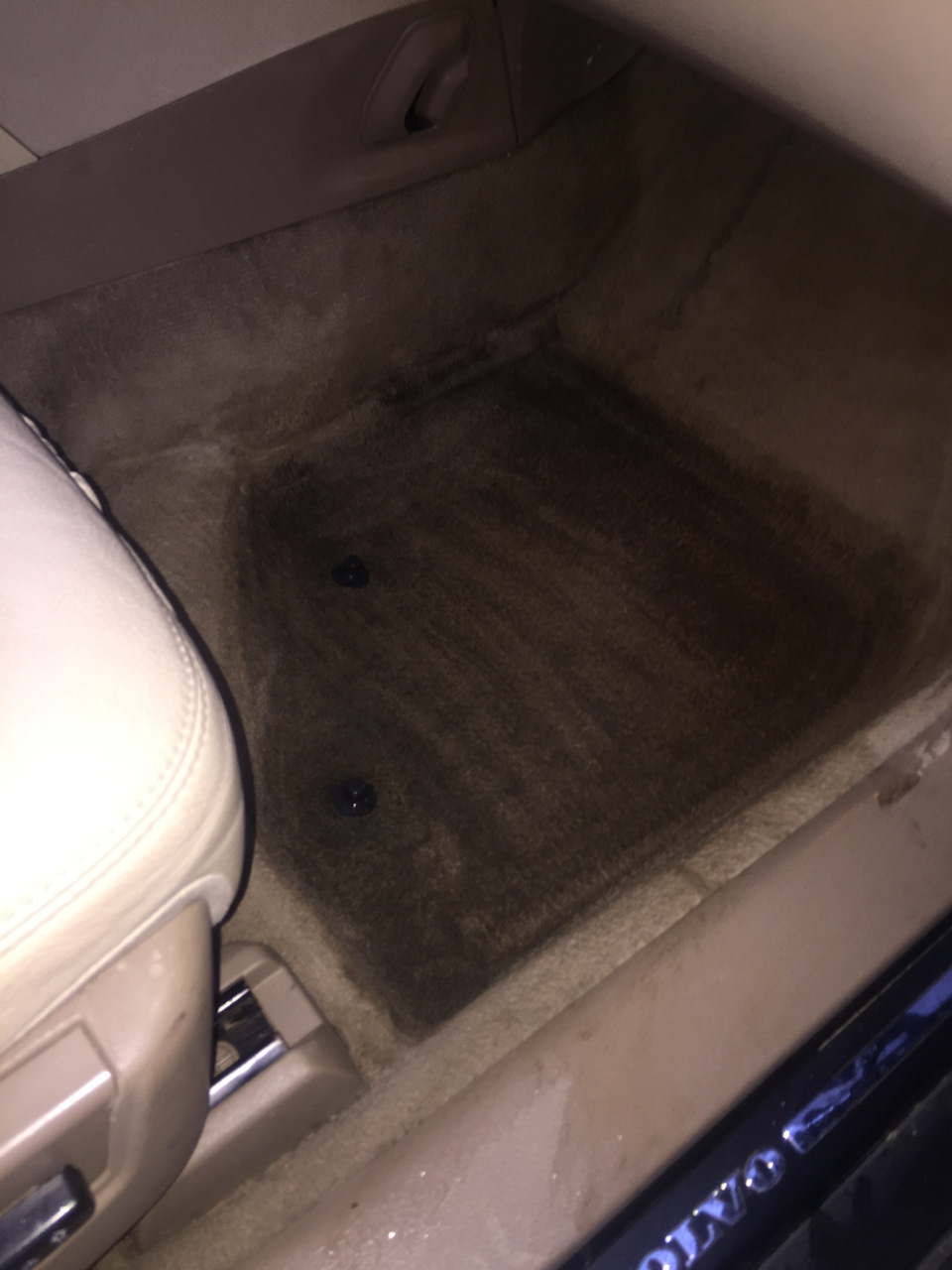 Антифриз в салоне — Volvo S80 I, 2,4 л., 2004 года | поломка | DRIVE2