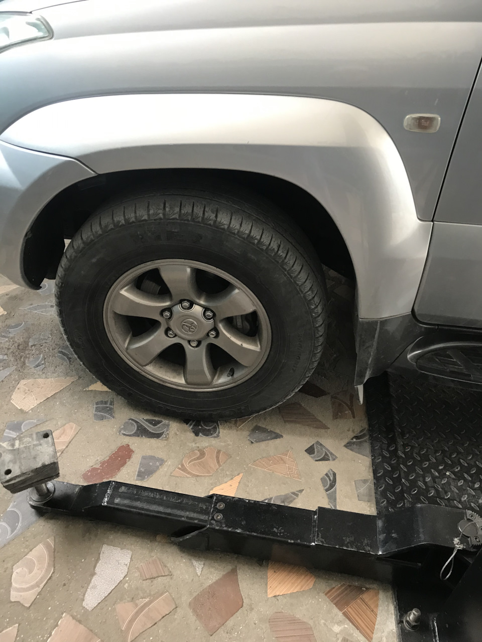 Лифт передней подвески — Toyota Land Cruiser Prado 120-series, 4 л, 2008  года | запчасти | DRIVE2