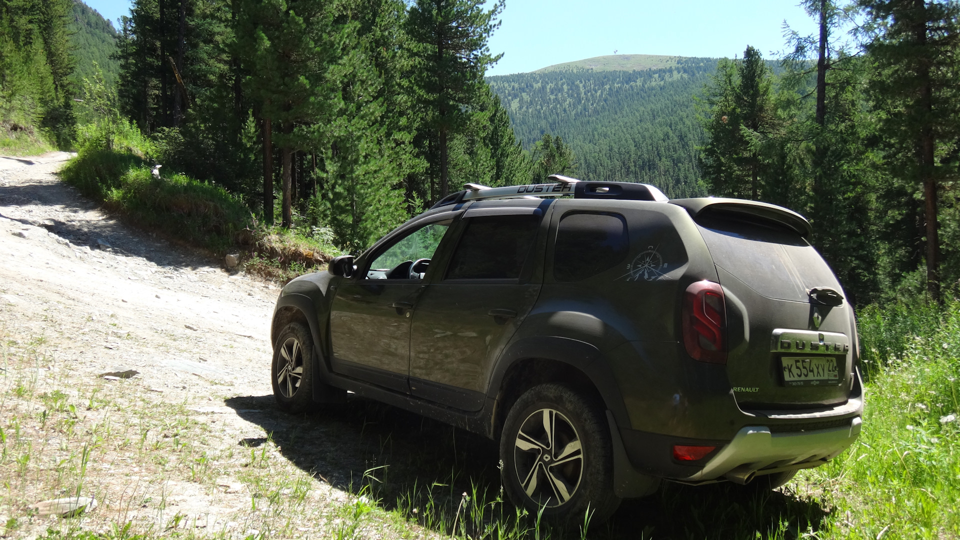 Горный Алтай — ретранслятор Ачик, прогулка по Курайской степи — Renault  Duster (1G), 2 л, 2016 года | путешествие | DRIVE2