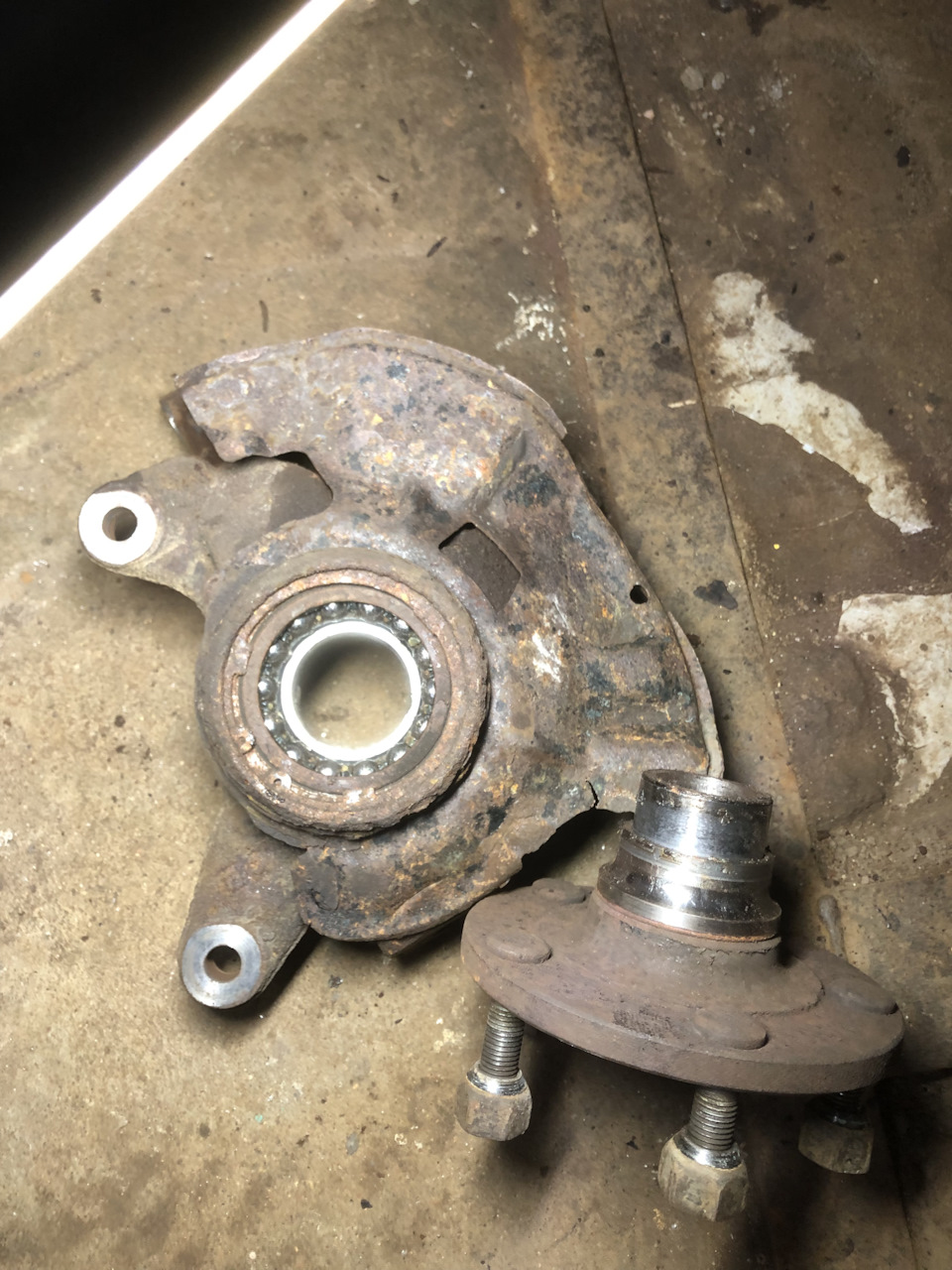 Замена ступичного. — Mazda 626 IV (GE), 1,8 л, 1996 года | запчасти ...