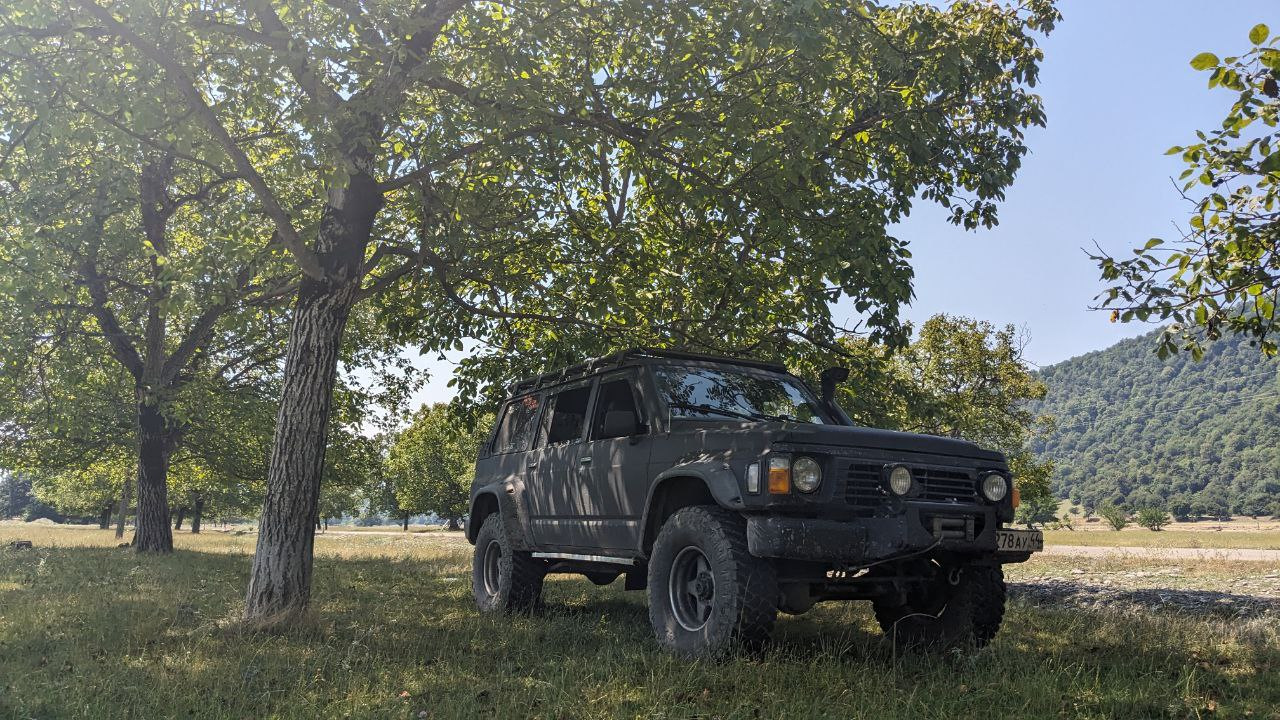 287. Грузия 2023: Тушети, Омало, перевал Абано — Nissan Patrol (Y60), 4,2  л, 1996 года | путешествие | DRIVE2