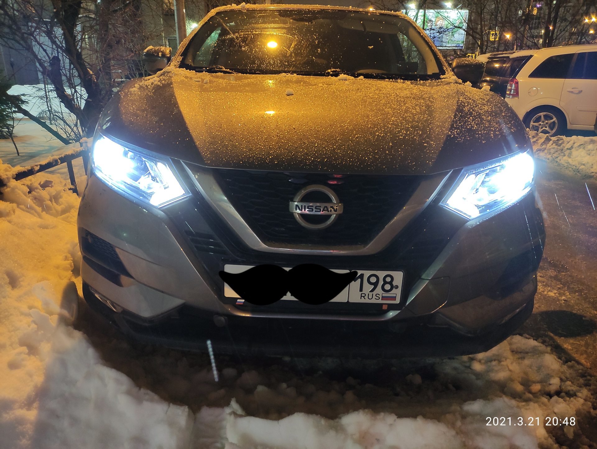 Ангельские глазки на qashqai j11. Светодиодные лампы на qashqai j11. Ниссан кашкай установка лед лампы. Лед лампы на ниссан кашкай j11. Фара nissan qashqai j11.