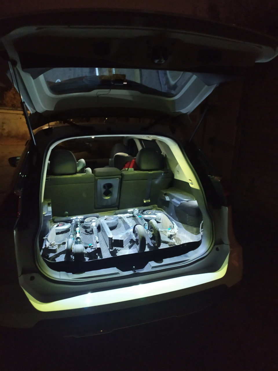 Установил светодиодные противотуманные фары МТФ — Nissan X-Trail III ...