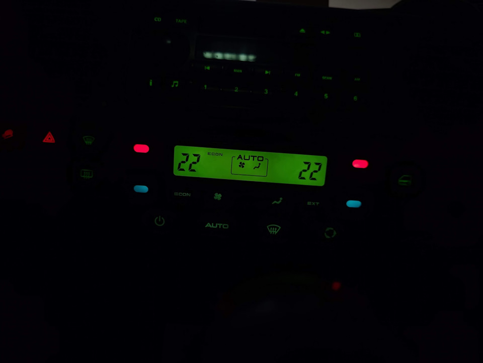 Замена лампочек подсветки приборов — Land Rover Discovery II, 2,5 л ...