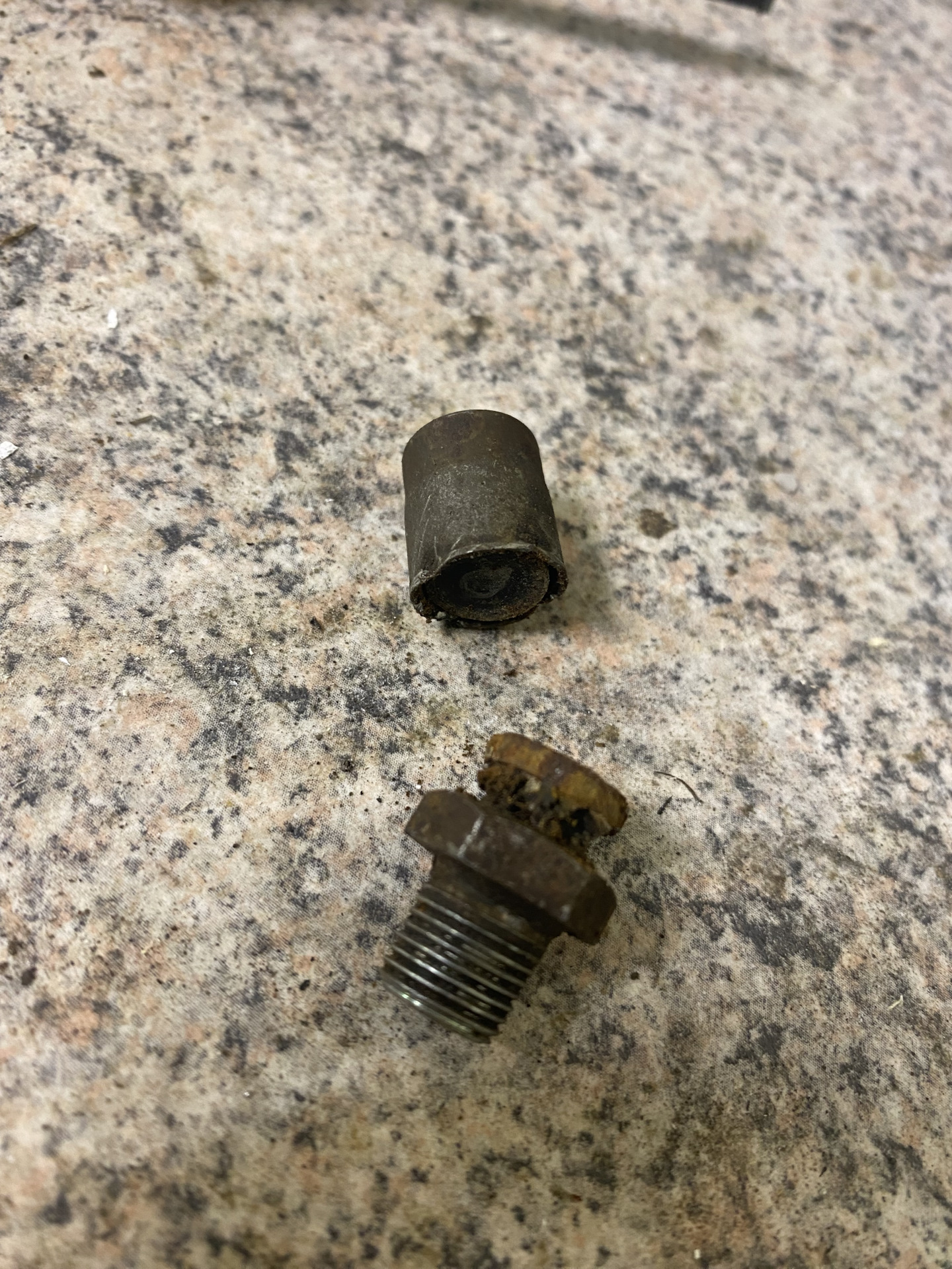 Сапун моста — Toyota Land Cruiser Prado 150-series, 2,7 л, 2009 года ...