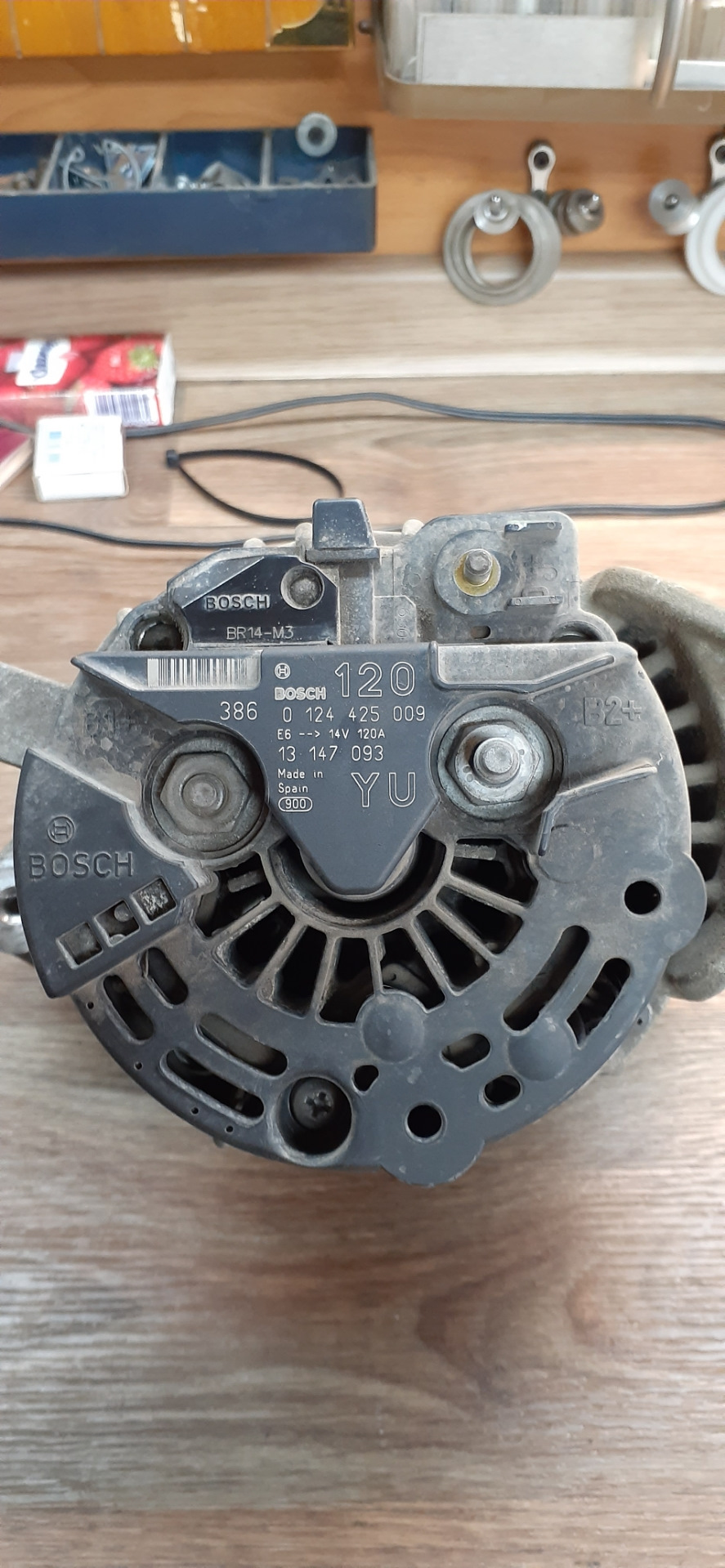 Фото в бортжурнале Opel Astra G. Запчасти на фото: 0124425009, 13147093