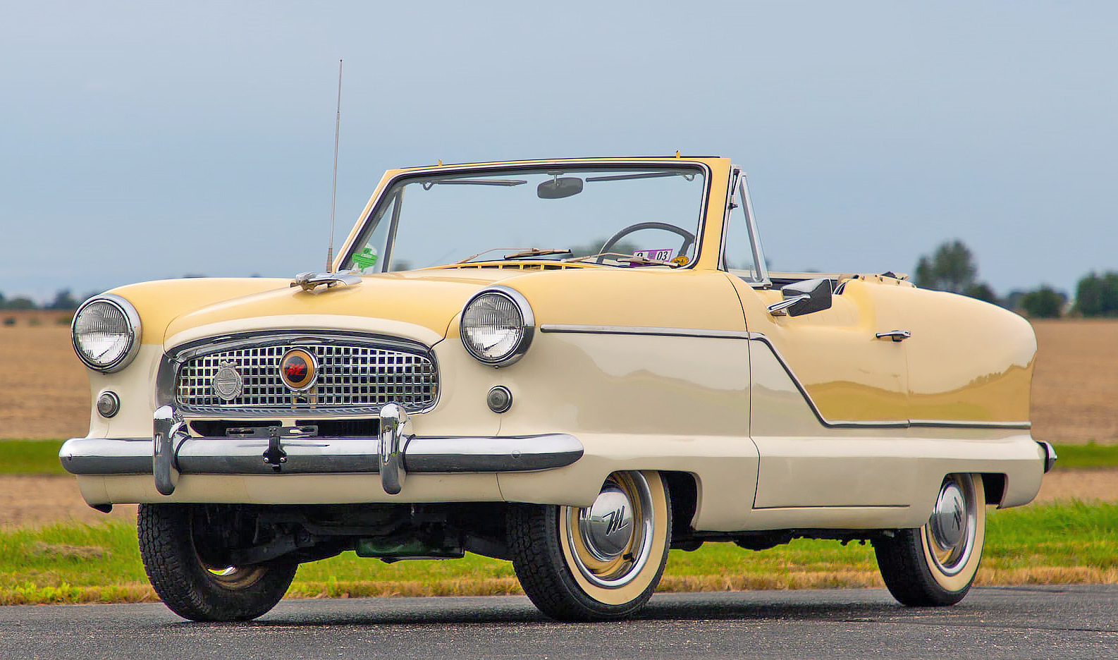 Nash-Metropolitan – миниатюрная “ванна” с непростой судьбой, опередившая  своё время. — Сообщество «All Oldschool» на DRIVE2