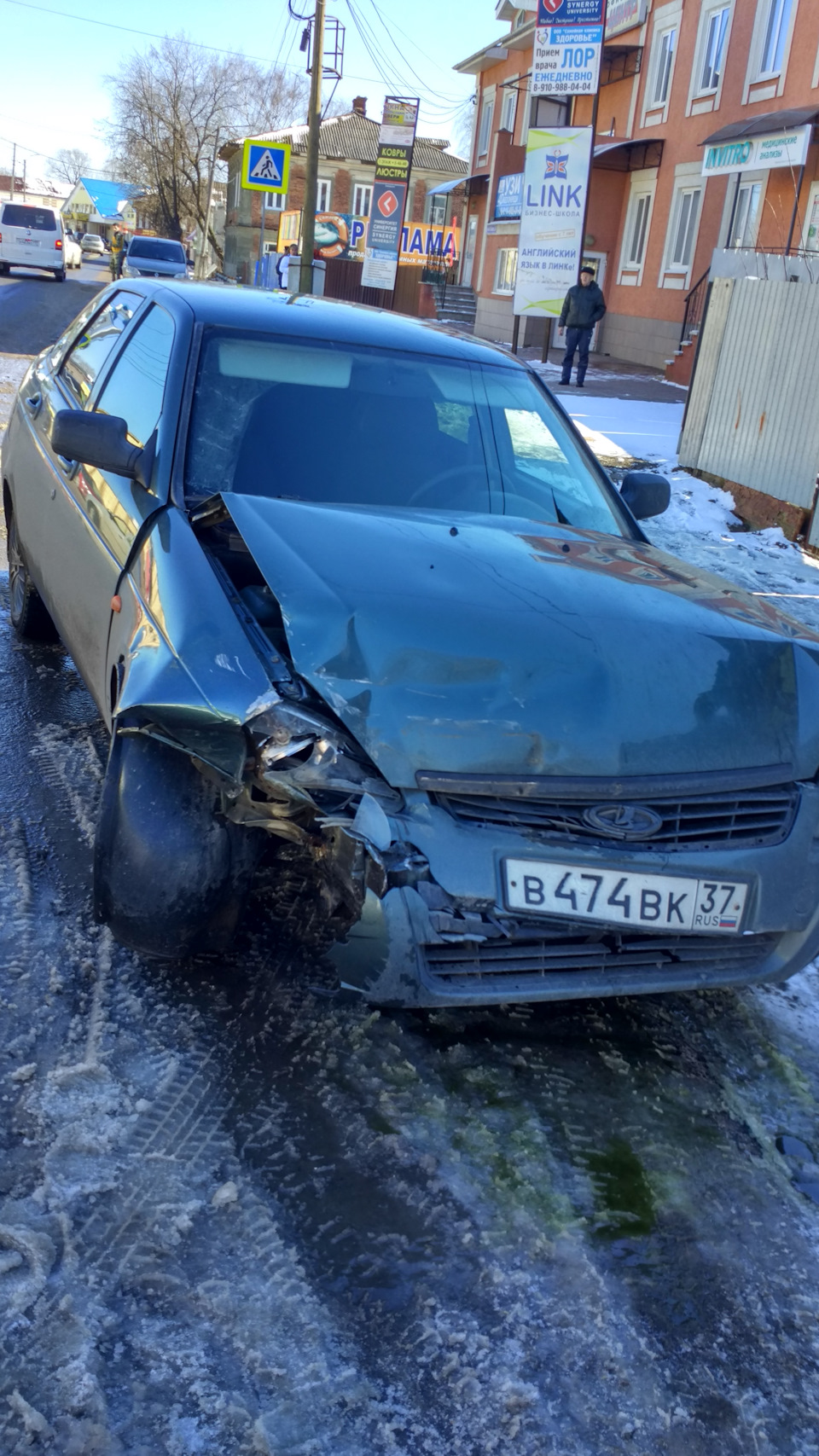 Приехал — Lada Приора хэтчбек, 1,6 л, 2009 года | ДТП | DRIVE2