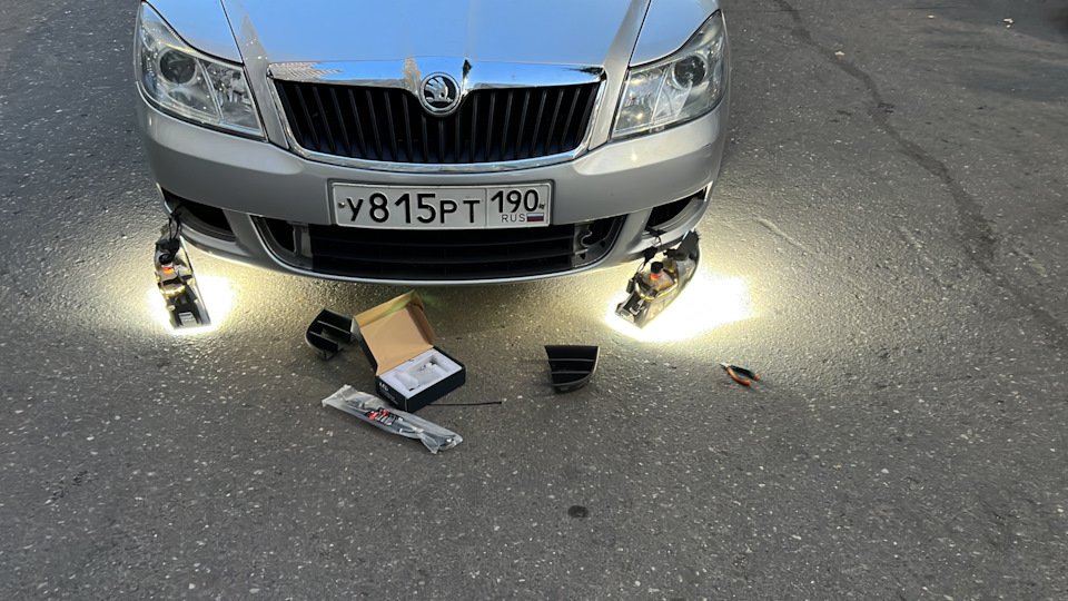 Led лампы в птф — Skoda Octavia A5 Mk2, 1,6 л, 2011 года | аксессуары ...