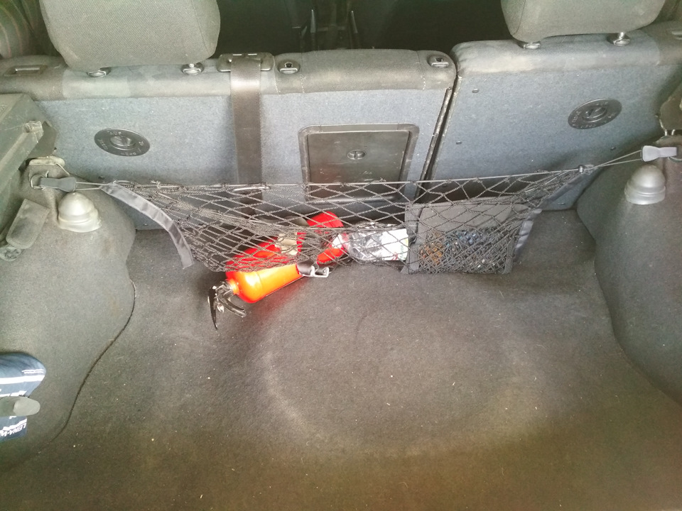 Крепление багажной сетки. Версия 2. — Opel Astra F, 2 л, 1998 года ...