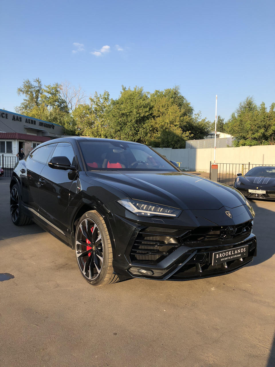 Что выбрать?! LAMBORGHINI URUS -vs- новый G 63! + 700 л.с. Mercedes E 63  AMG, Ferrari 458 Speciale и… — «Видеосюжеты» на DRIVE2