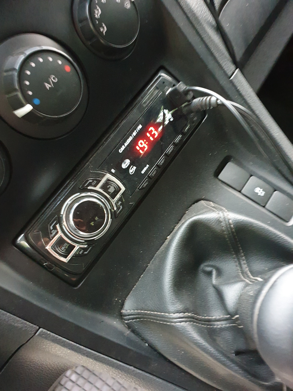 Когда фонит магнитола — Mercedes-Benz Citan, 1,5 л, 2013 года ...