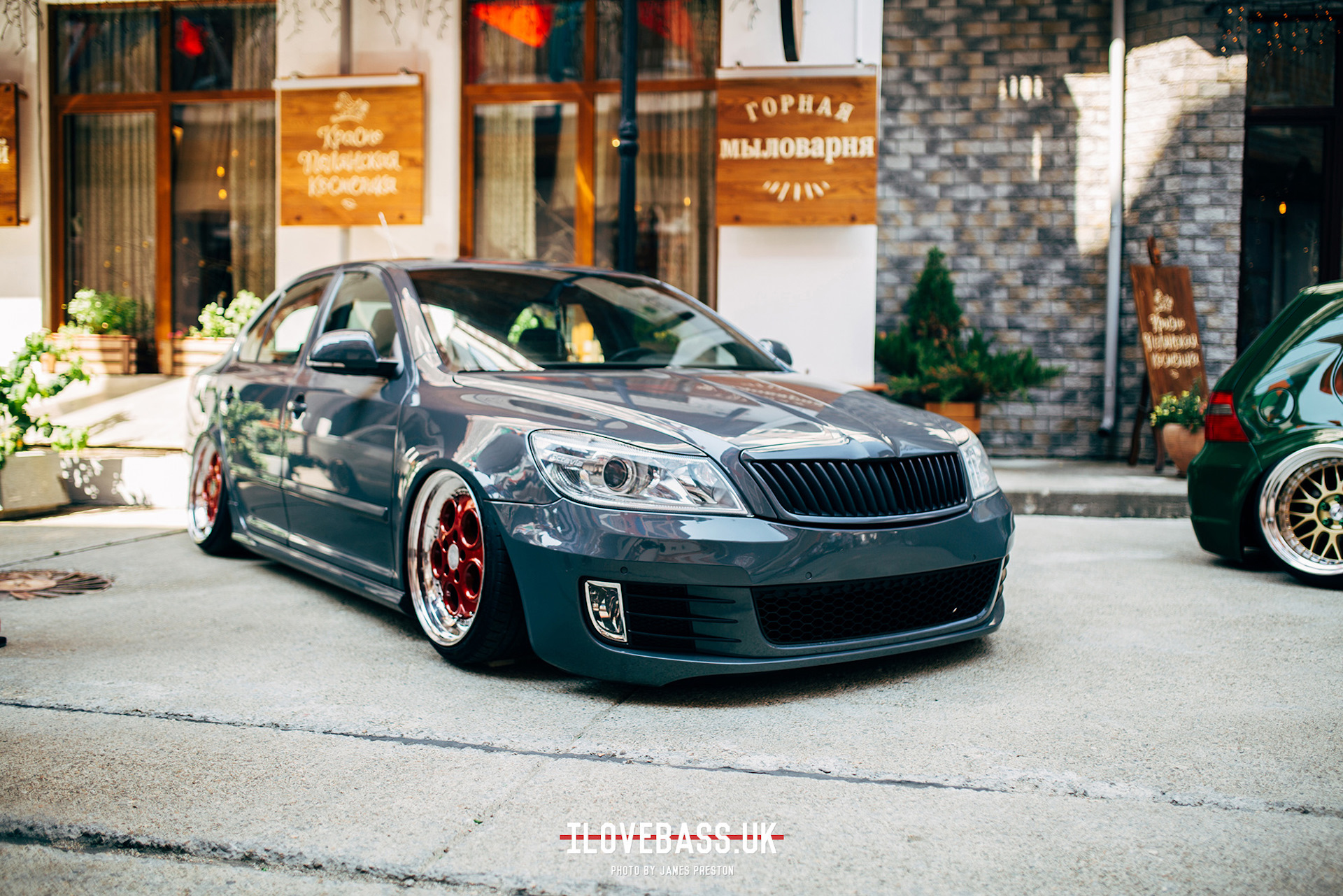 Шкода тюнинг. Шкода Октавия стенс. Skoda Octavia mk1 stance. Skoda Octavia a5 stance. Skoda Octavia 2 RS stance.