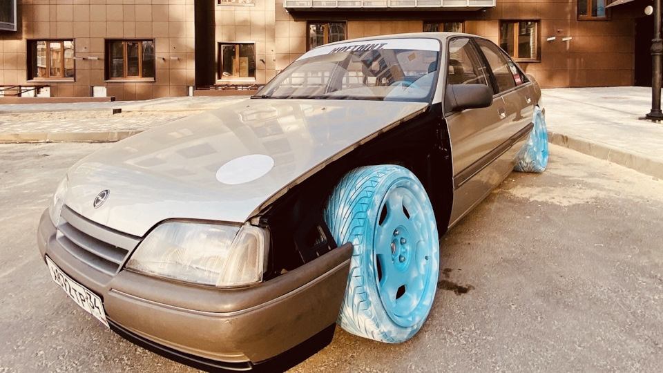 Пробил поддон картера!😡😡😡 — Opel Omega A, 1,8 л, 1988 года | поломка ...