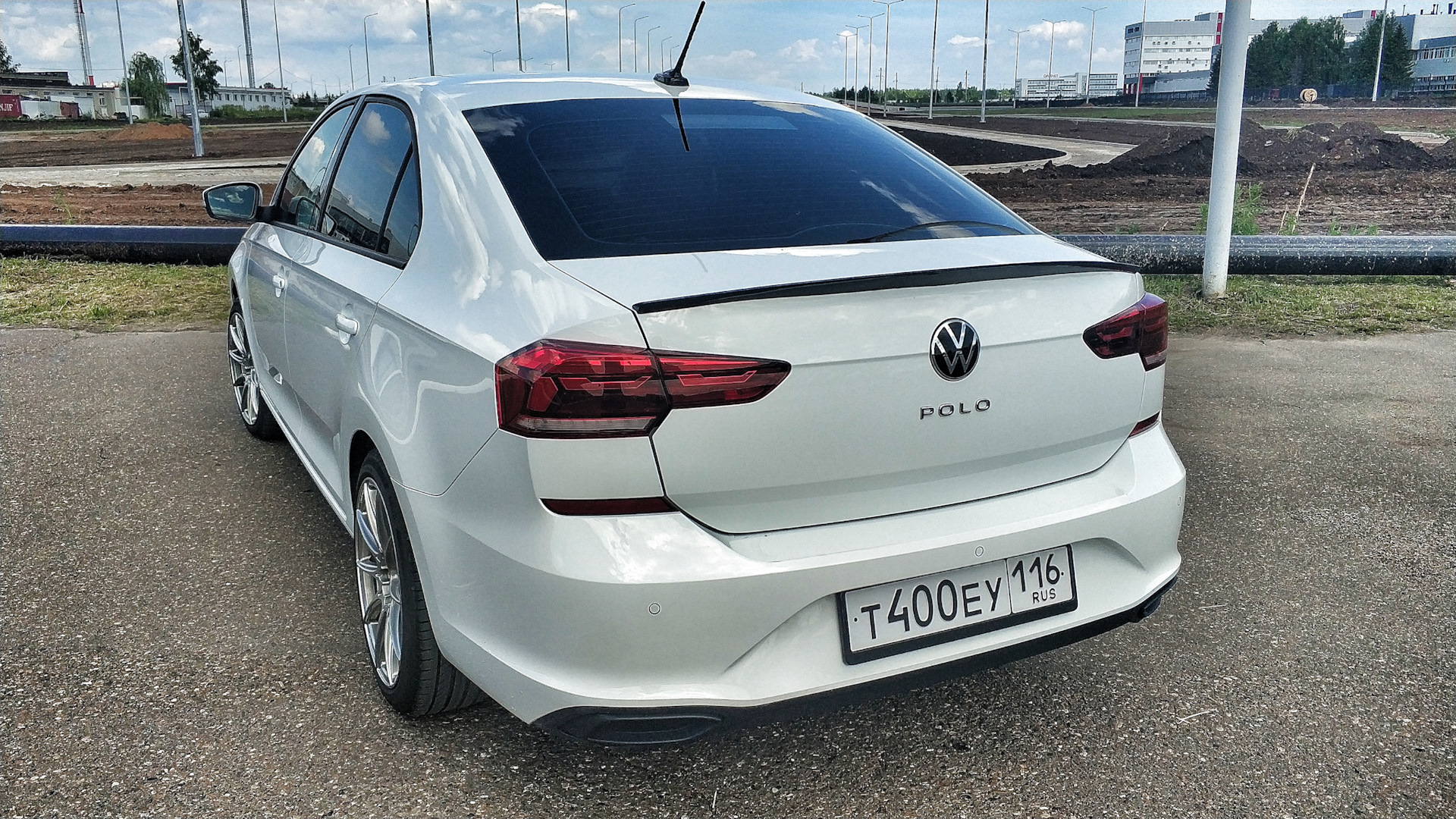Спойлер на крышку багажника фольксваген поло. Спойлер volkswagen polo liftback. Vw polo 2021 спойлер. Спойлер поло лифтбек. Лип спойлер на фольксваген джетта 6.