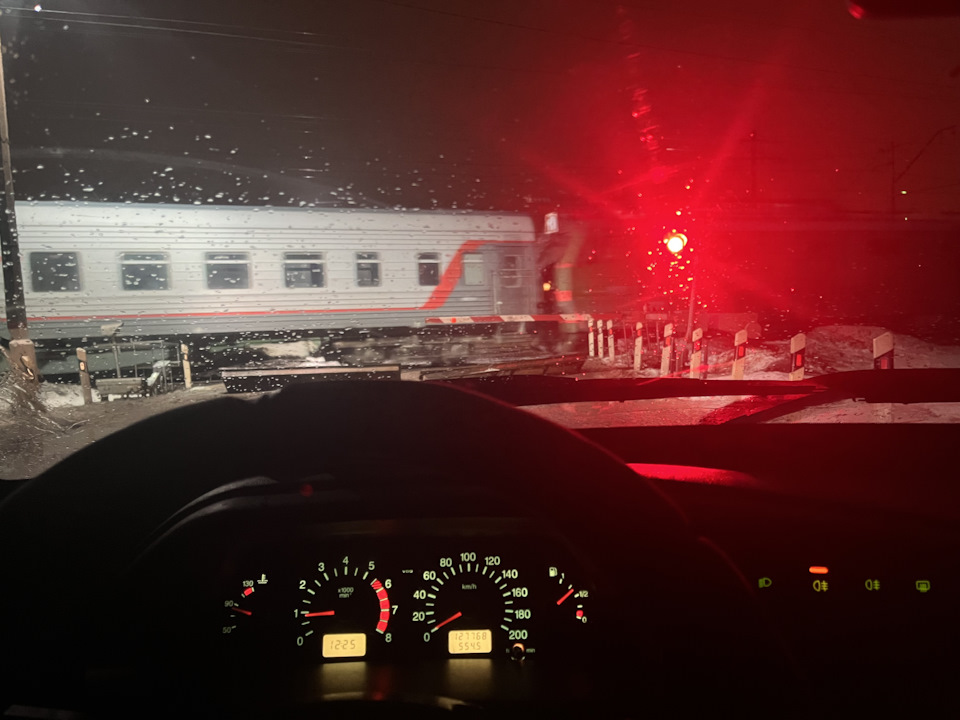 Не показывает холостые обороты — Lada 2115, 1,6 л, 2011 года ...