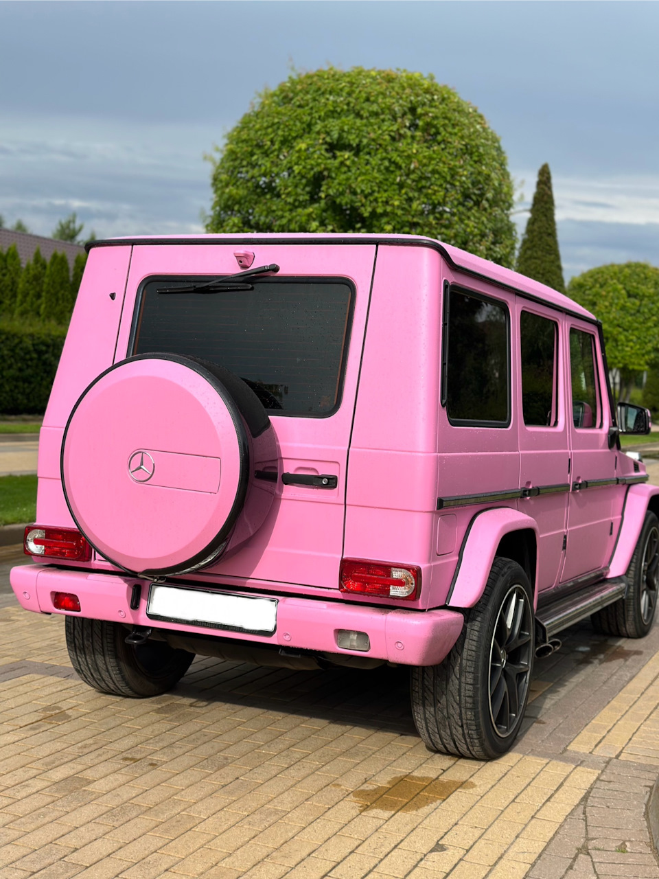 Розовый. Я сказал Розовый! — Mercedes-Benz G-Class (W463), 5 л, 2008 года |  стайлинг | DRIVE2