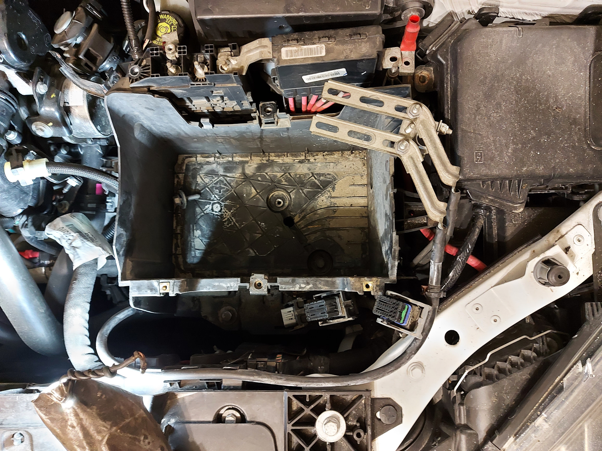 Ошибка "braking system fault" и ремонт демпфера сцепления — Renault Megane III, 1,5 л, 2010 года