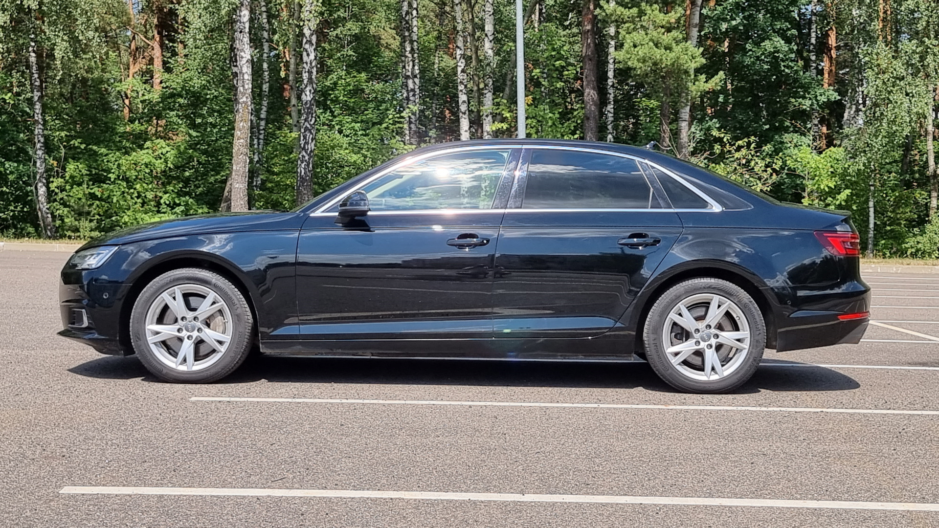 Продажа Audi A4 (B9) 2017 (бензин, робот) — с историей обслуживания —  DRIVE2.RU