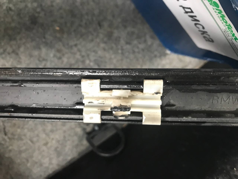 ♻Клипсы для молдинга двери — BMW 3 series (E46), 2,5 л, 2003 года ...