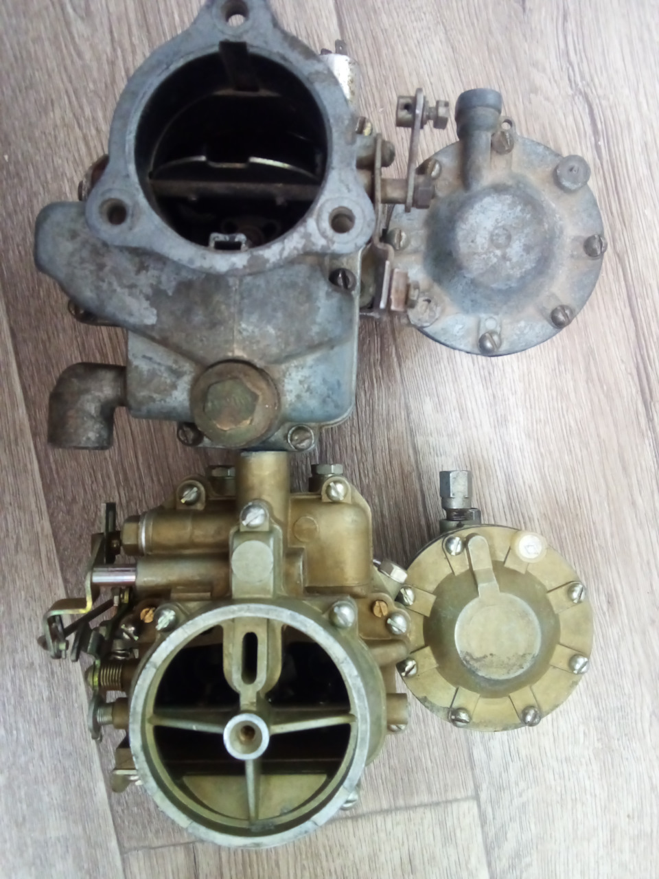 Похожие ограничители оборотов по факту разные — УАЗ 315195 Hunter