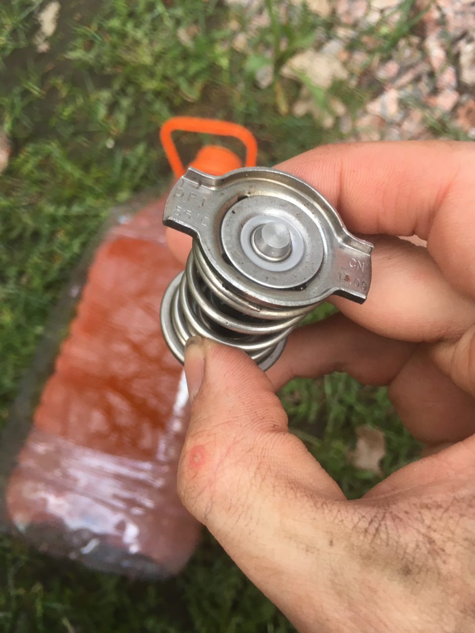 Замена термоэлемента и мойка мотора — Lada Приора седан, 1,6 л, 2018 ...