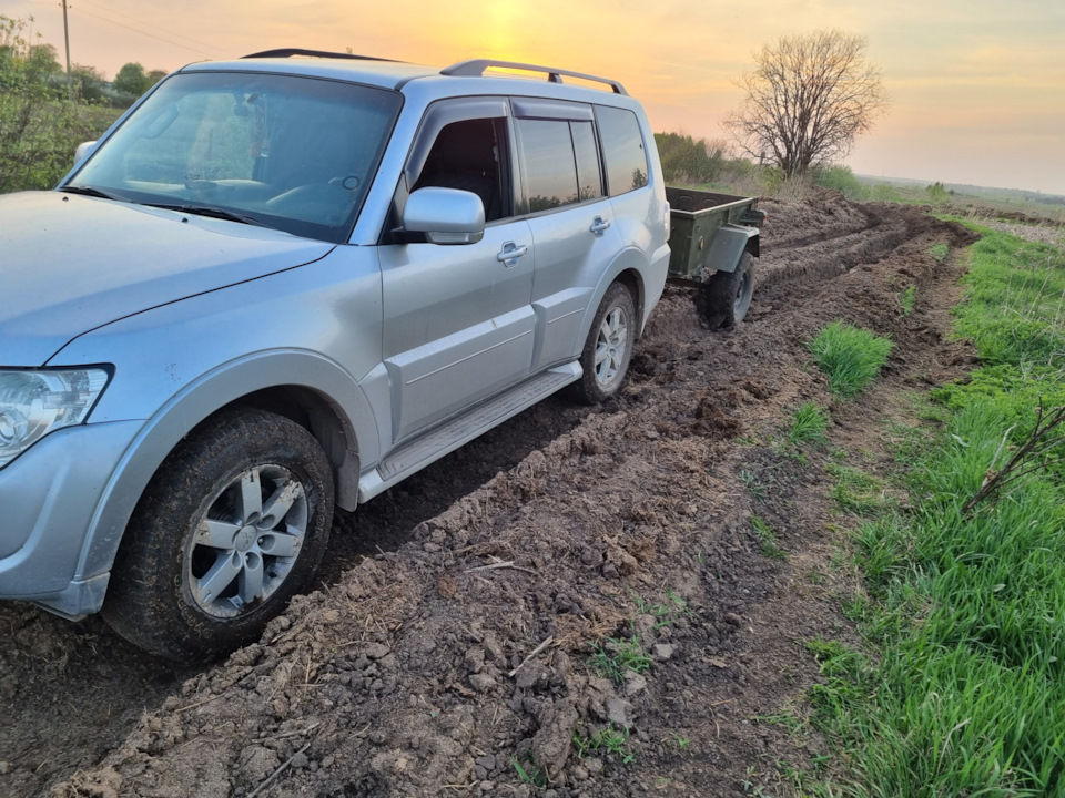 Весене-полевые работы — Mitsubishi Pajero (4G), 3 л, 2011 года | другое ...