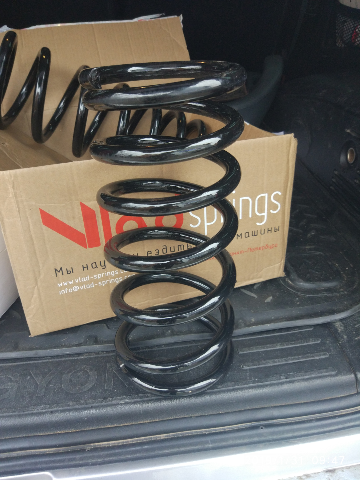 Vlad springs. Vlad Springs пружины Jeep KJ. Пружины владспринг wk2. Vlad Springs пружины на ниву. Hyundai / Starex передние пружины Vlad Springs.