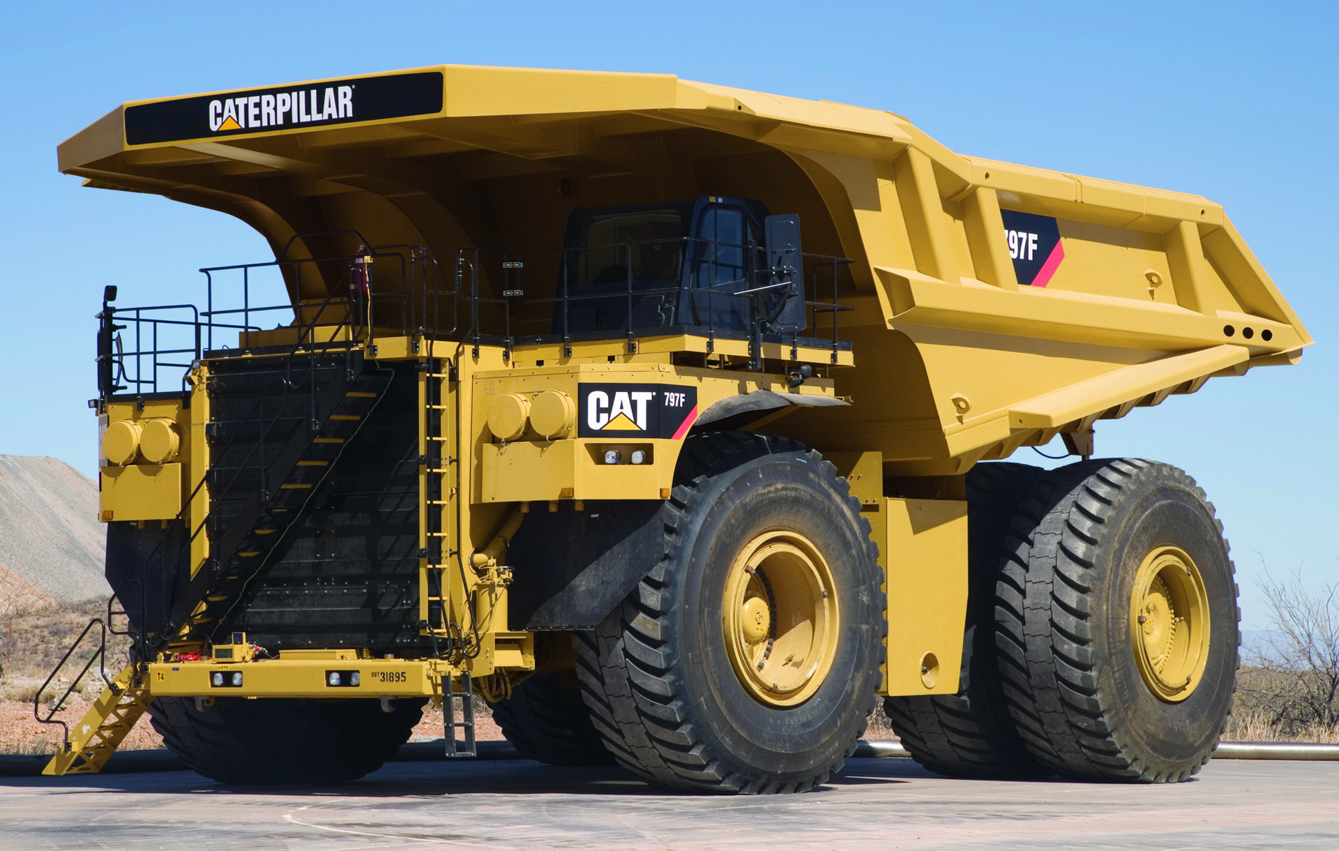 Самосвал Caterpillar 797в