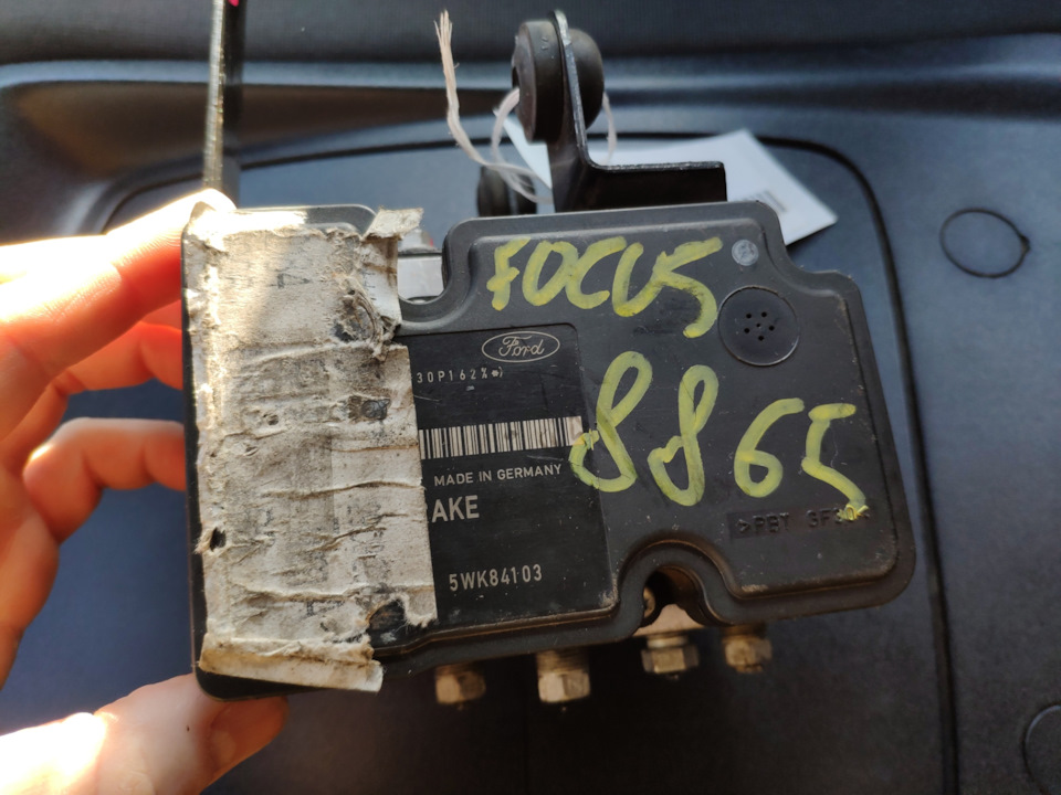 Фото в бортжурнале Ford Fusion. Запчасти на фото: 5WK84103