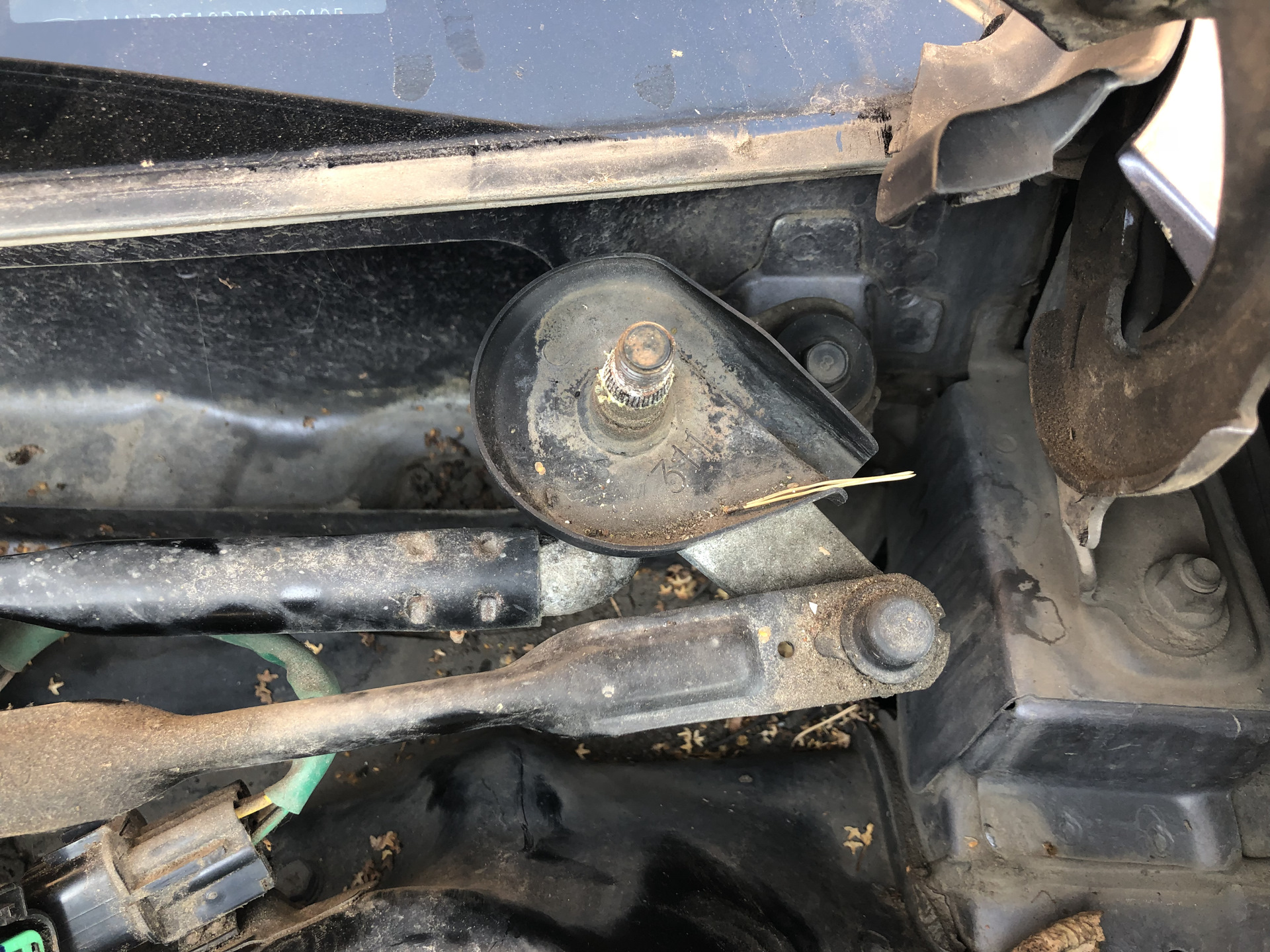 привод стеклоочистителя для хендай гетц. Hyundai solaris 2013 подогрев зоны дворников. не работают дворники хендай. мотор дворников хендай ай 20. дворники хендай 78.