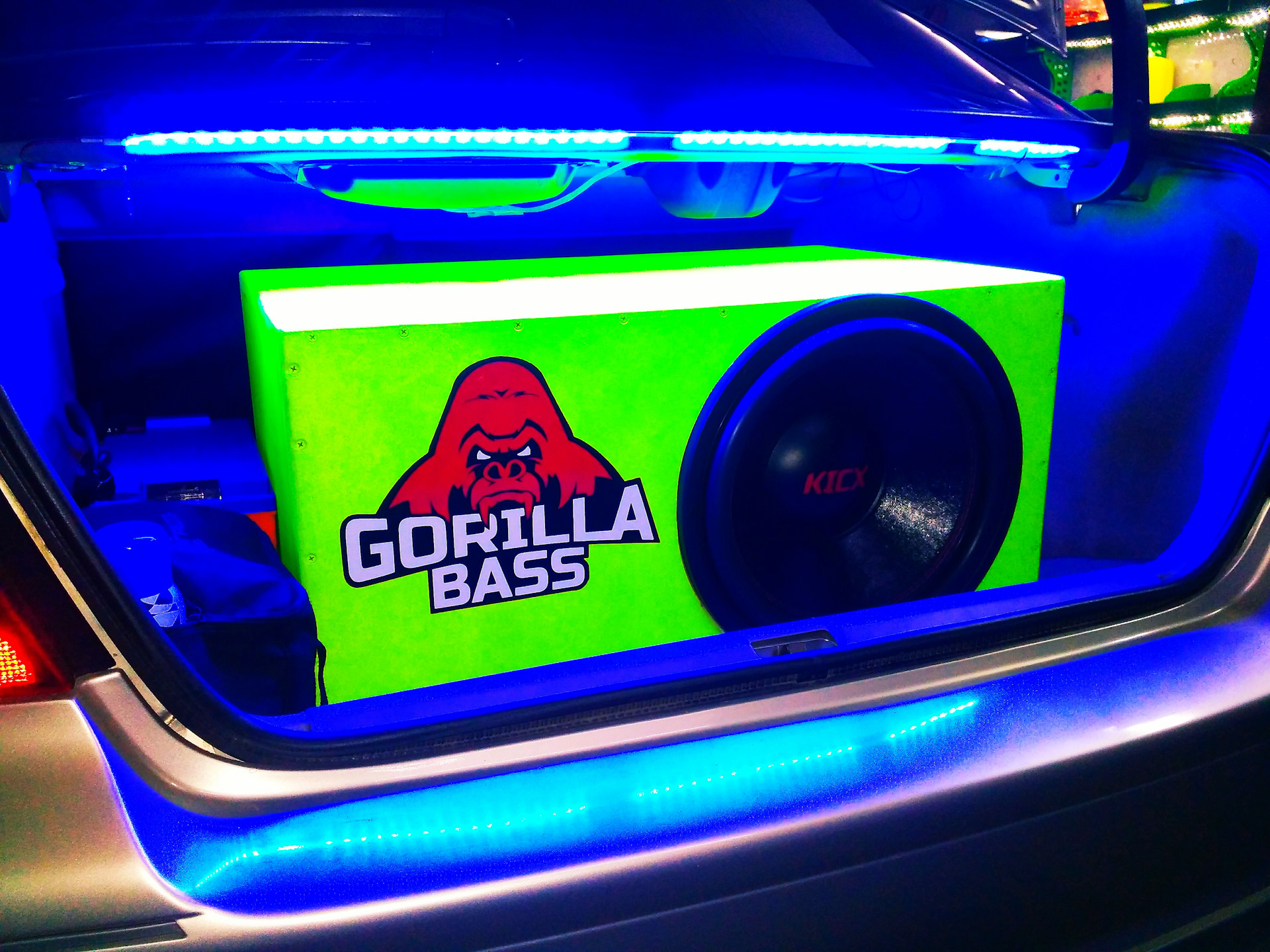 gorilla bass e15 короб