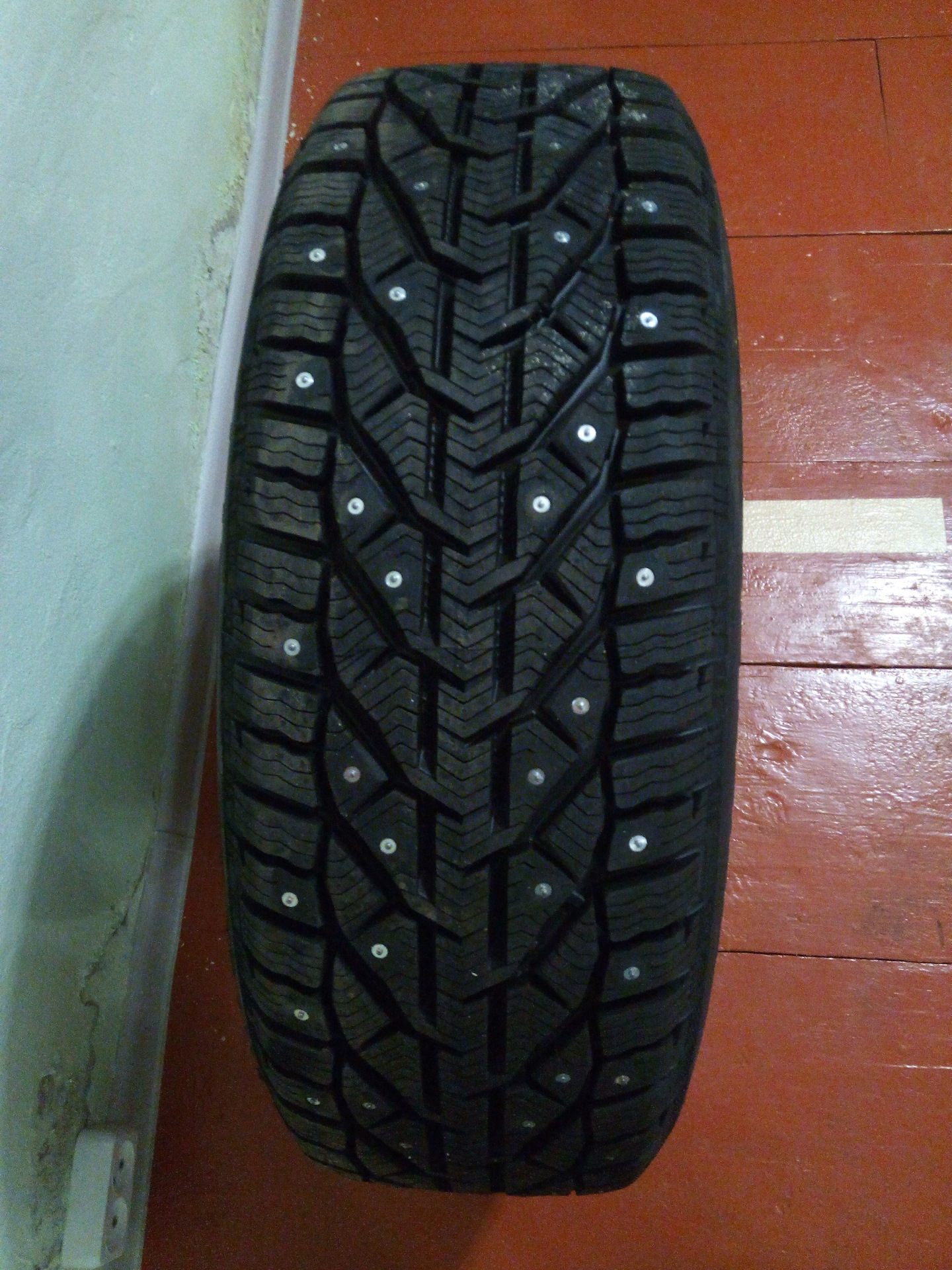 Tigar winter 215. Tigar SUV Ice 215/65 r16. Tigar SUV Ice 215/65 r16 102t XL. Tigar Ice 215/65 r16 102t. Tigar SUV Winter 215/65 r16.