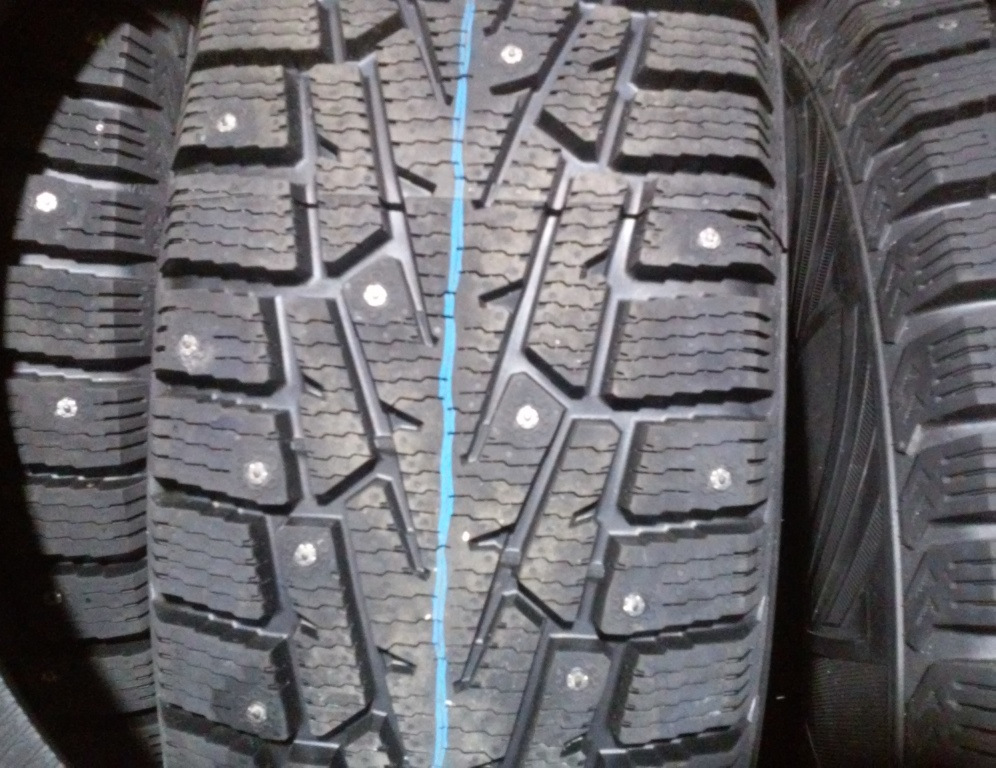 Cordiant шипы отзывы. Кордиант Сноу кросс 235 70 16. Snow Cross 2 215/70 r16 104t. Зимняя резина Кордиант Сноу кросс. Cordiant Snow Cross 2 205/55 r16.