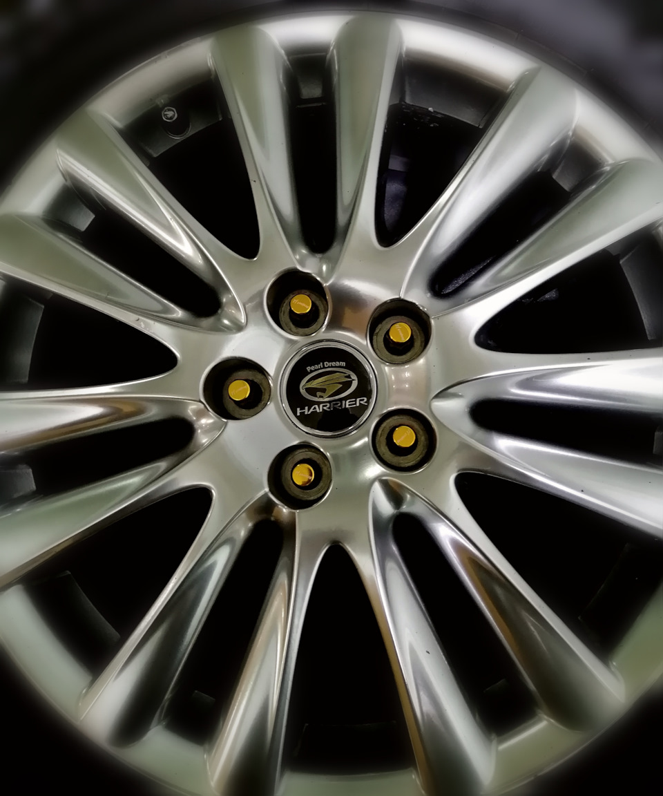 Photo from the logbook Toyota Harrier (3G)