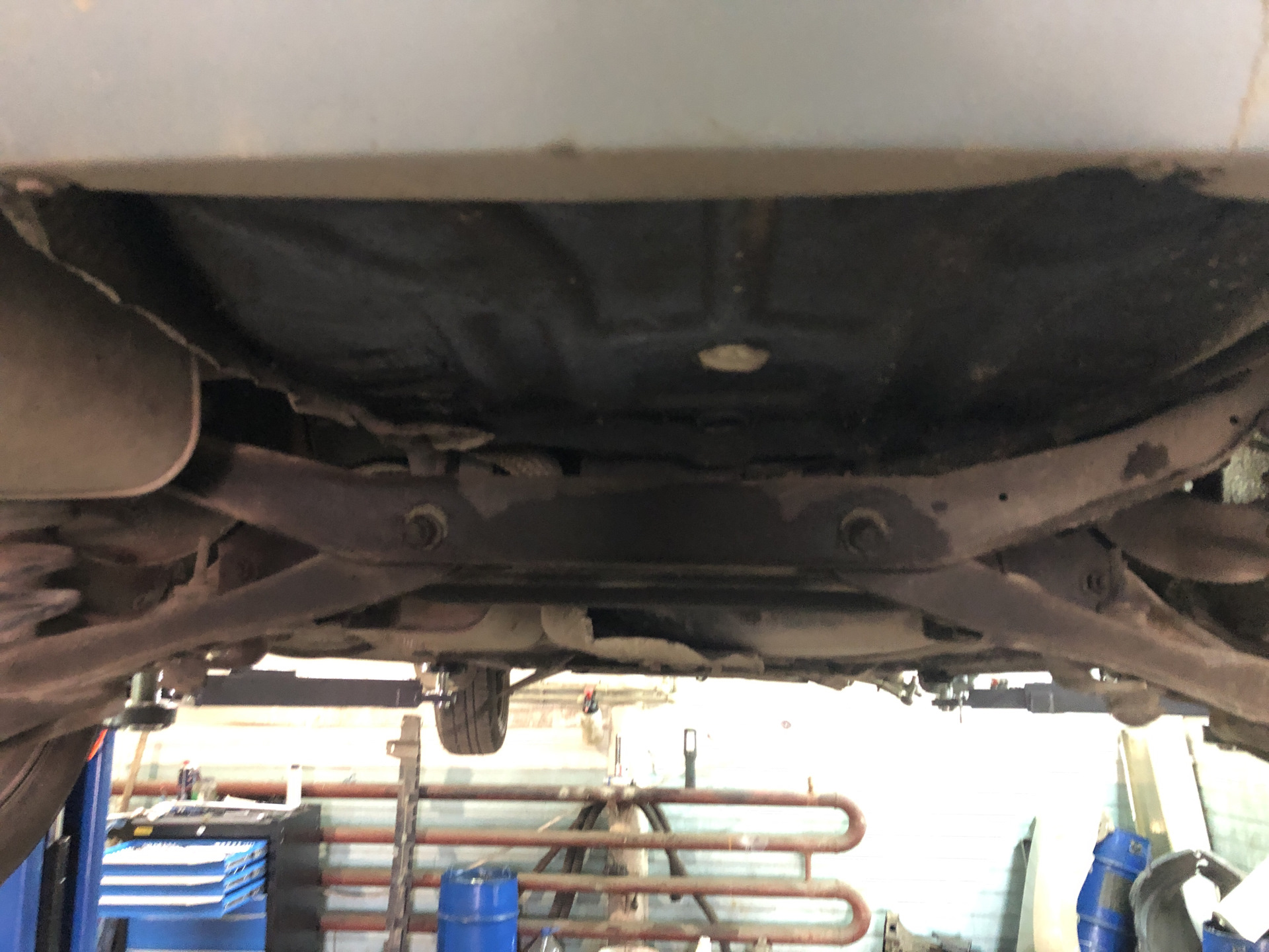 передний ступичный подшипник форд фокус 1 — Ford Focus I Hatchback, 1,8 ...